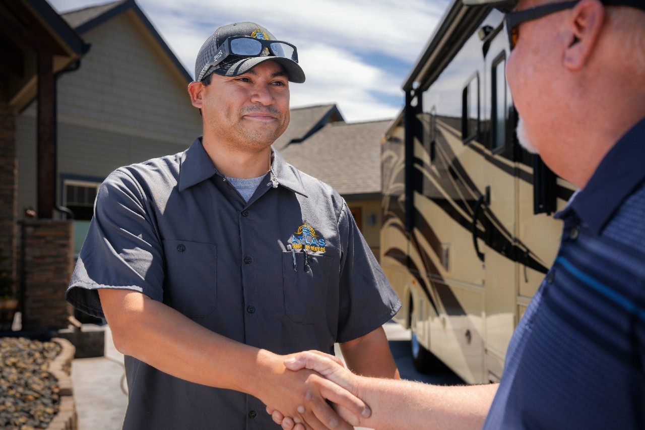 benefits of choosing mobile RV repair