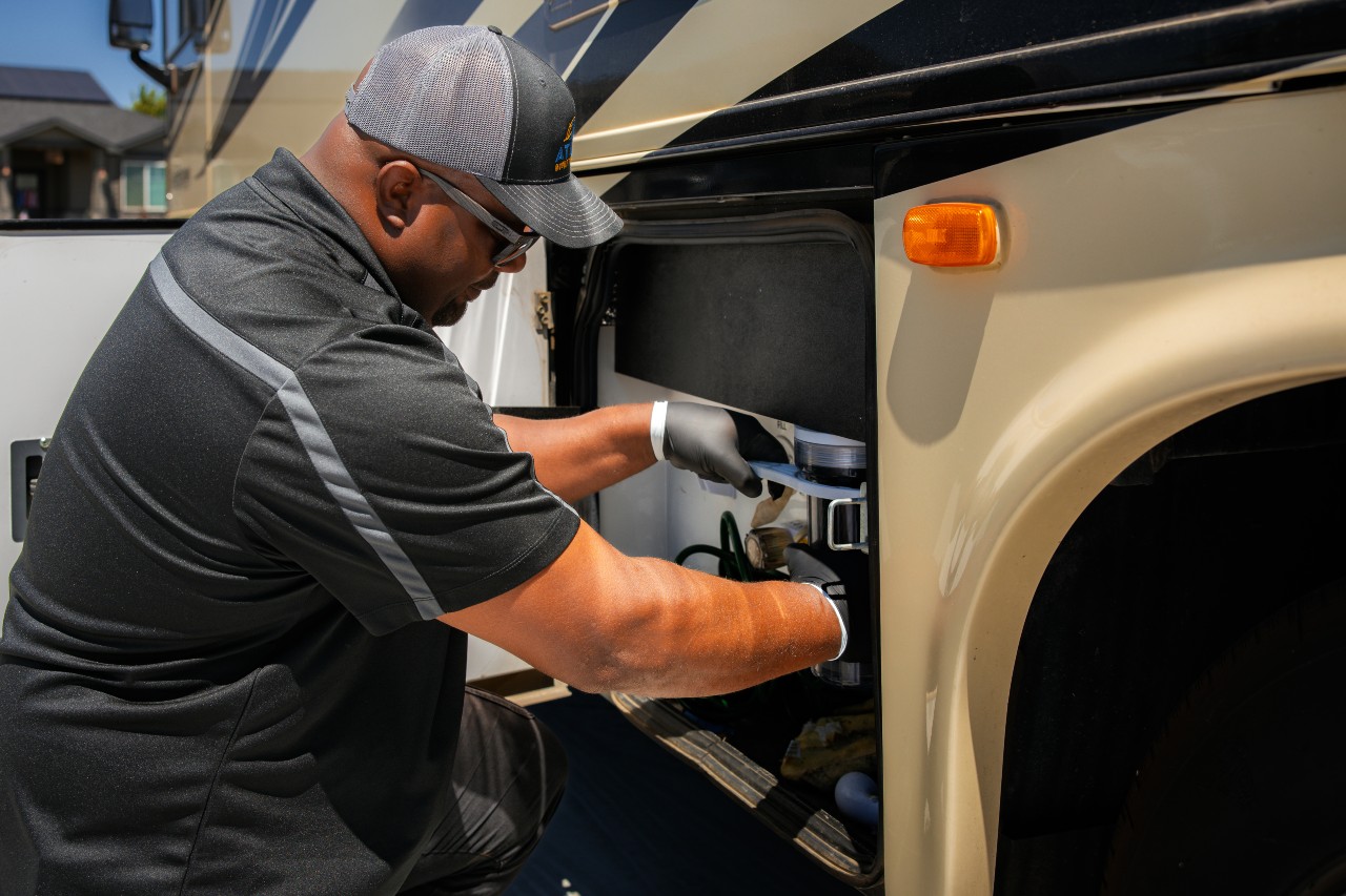 RV battery maintenance service