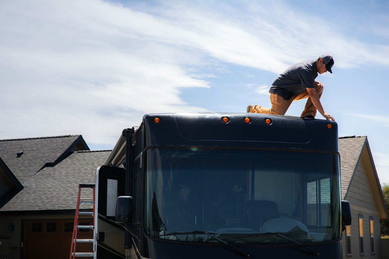 causes of rv roof leaks